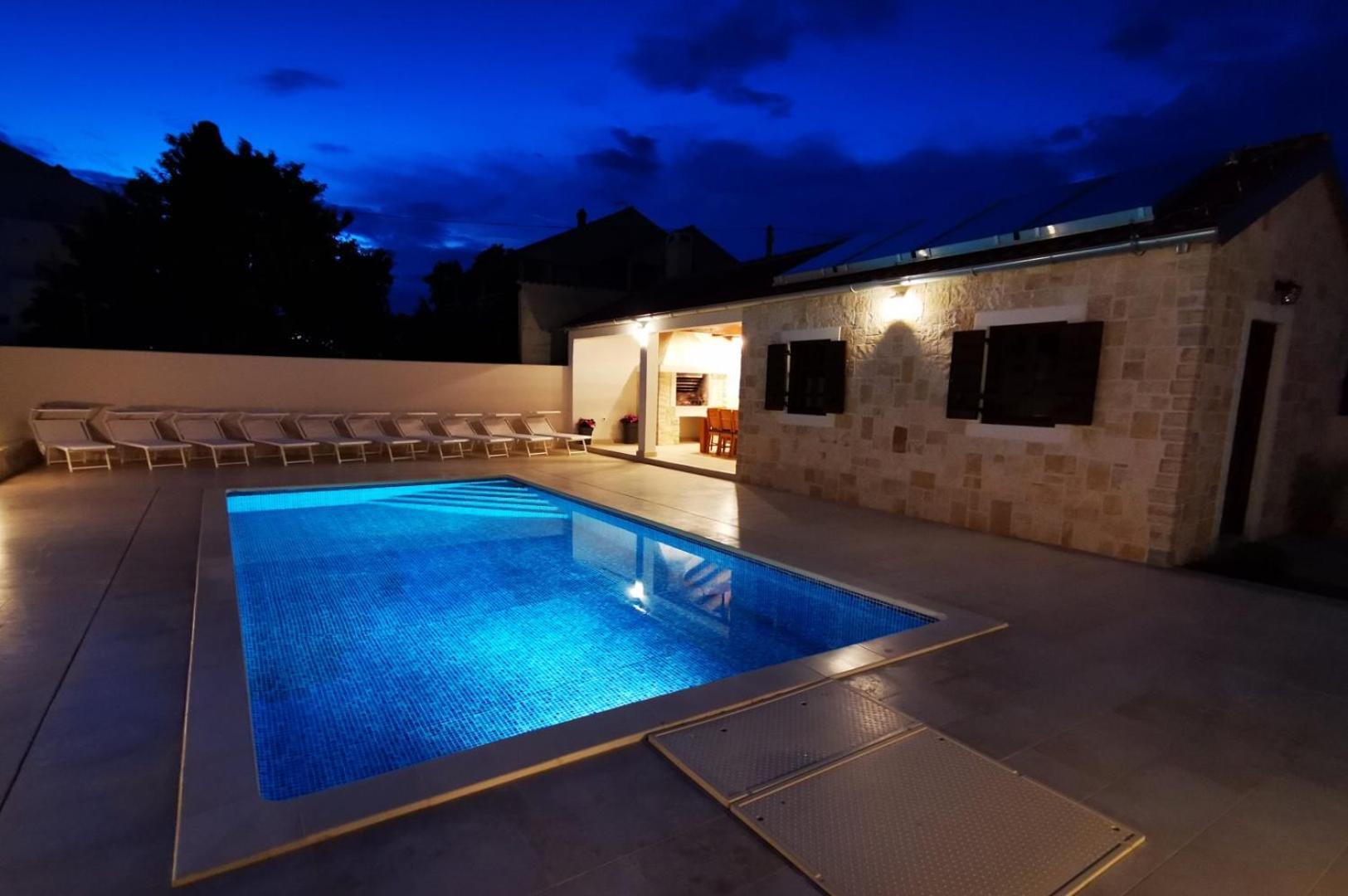 Villa Stella - Crowonder Luxury Rent Turanj Exteriör bild
