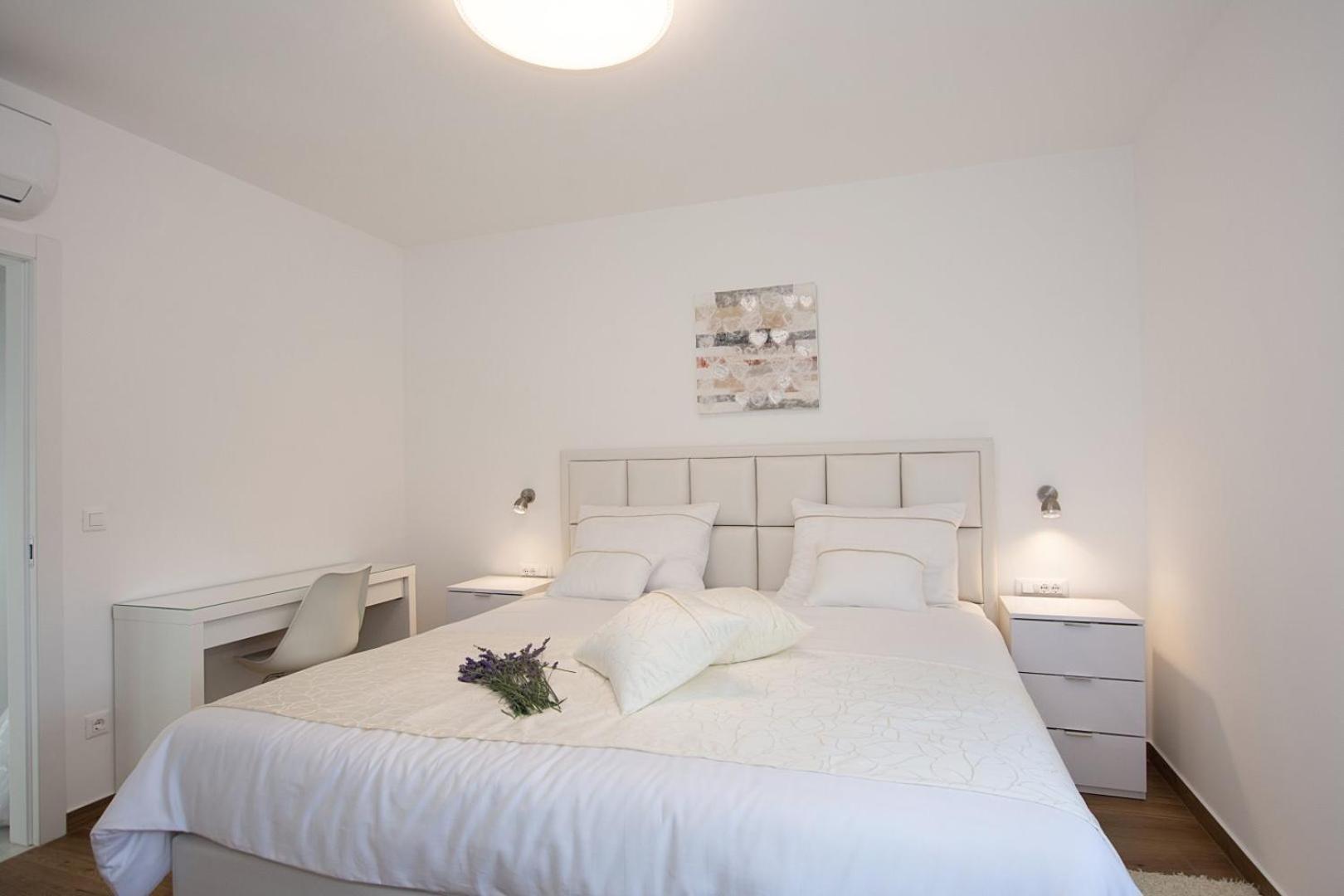 Villa Stella - Crowonder Luxury Rent Turanj Exteriör bild